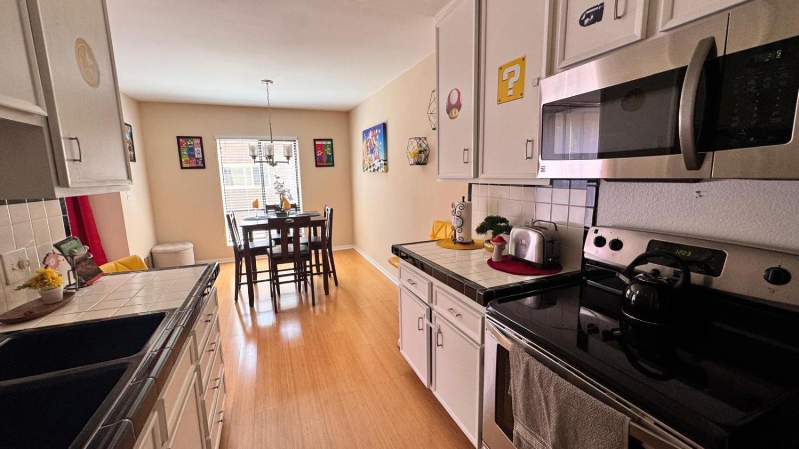 Mario, Harry Potter, Disney & Not Themed Loft Universal Studios 10Min Loft Apartment Los Angeles Exterior photo